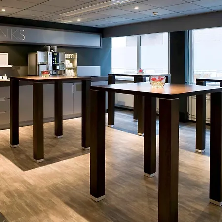 Mercure Centrum Ξενοδοχείο 4*