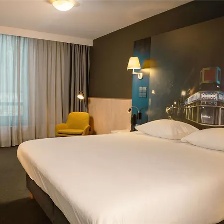 Отель Mercure Centrum