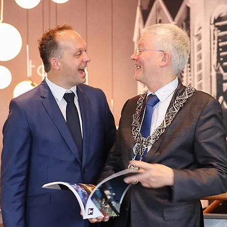 Mercure Centrum Отель Тилбург