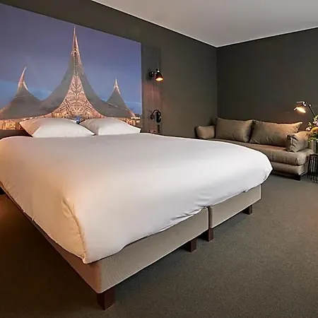 Mercure Centrum Hotel 4*