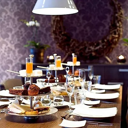 Mercure Centrum Hotel 4*