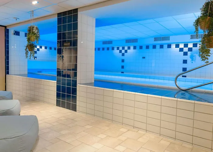 Mercure Centrum Otel 4*