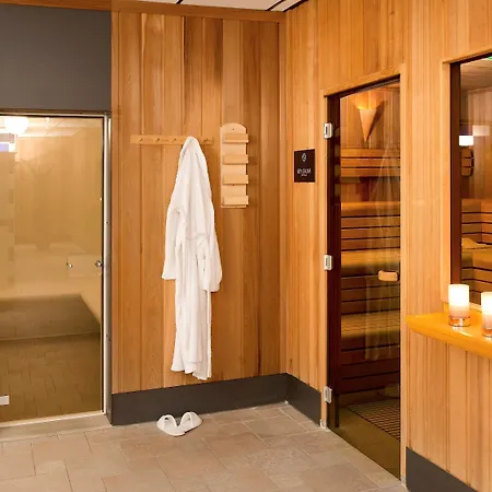 Mercure Centrum Hotel 4*